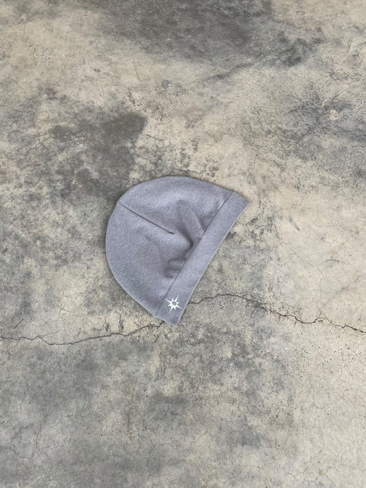 greyfitbeanies (MooN)